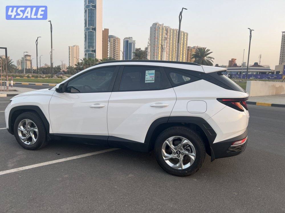 توسان 2023  ماشي ٨٠  ألف  بحالة جديدة سرفس منتظم بالوكالة0