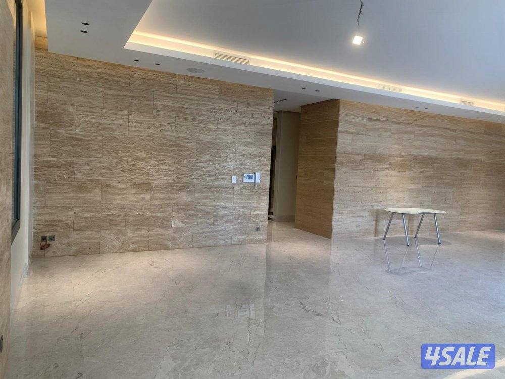 تركيب واجلي وتلميع جميع انوع الرخام ارضيات واحوائط ودراج5