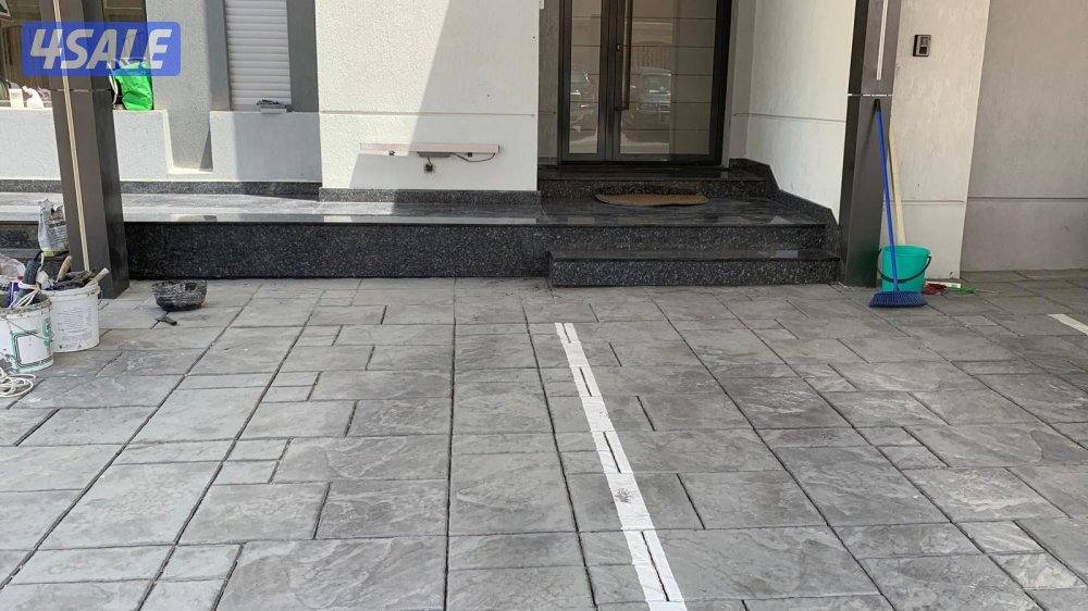 تركيب واجلي وتلميع جميع انوع الرخام ارضيات واحوائط ودراج9