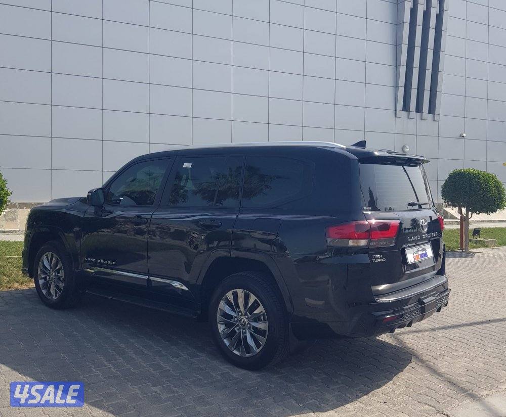 للبيع تويوتا لاندكروز AERO s s موديل 2024 عداد 43 صبغ وكالة تحت الكفال3