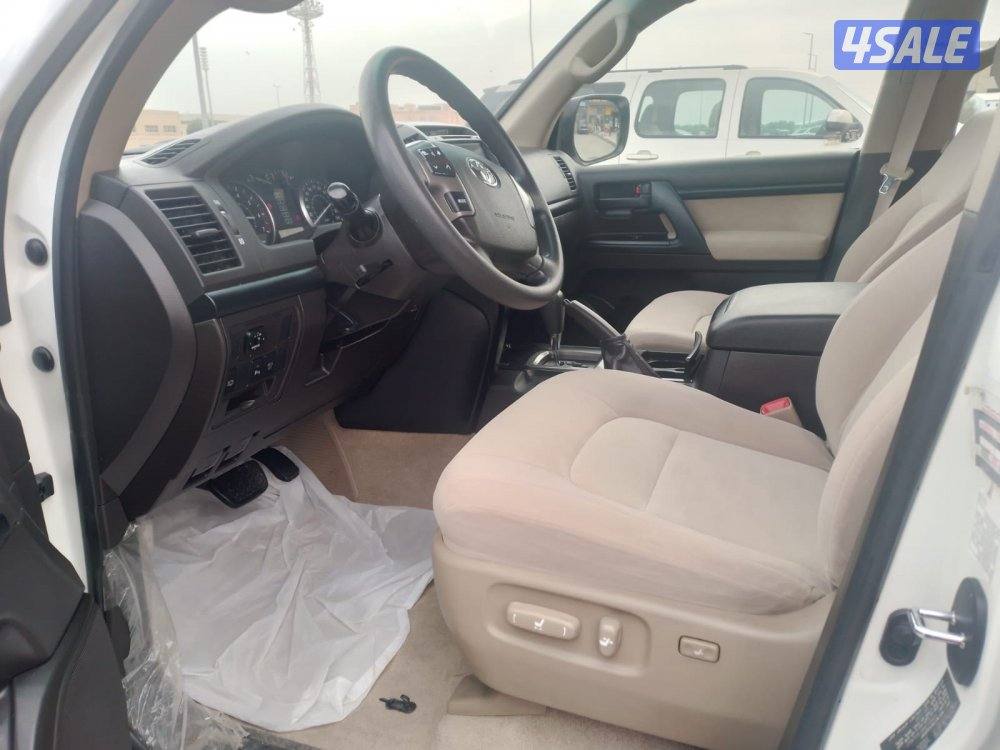 لاندكروزر GXR4