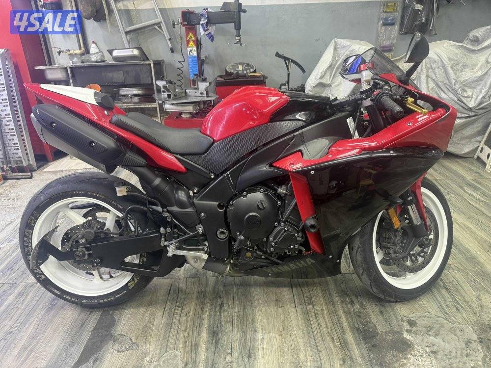 للبیع یاماها r1 مودیل ۲۰۱۳ /شرط الفحص2