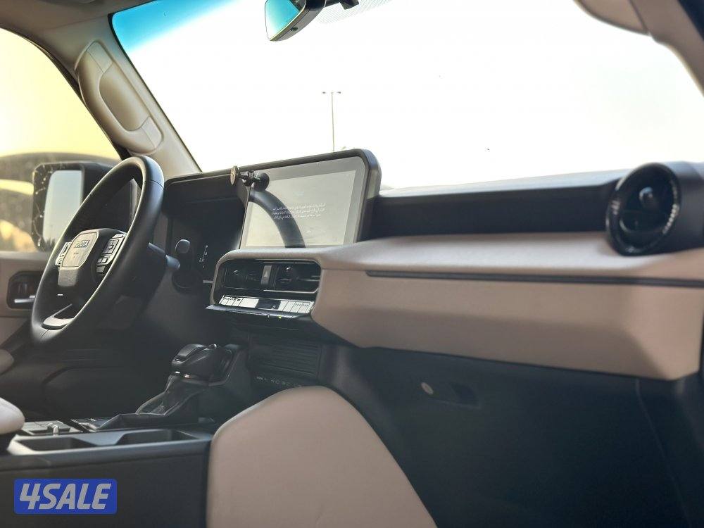 معرض القمة🚩8