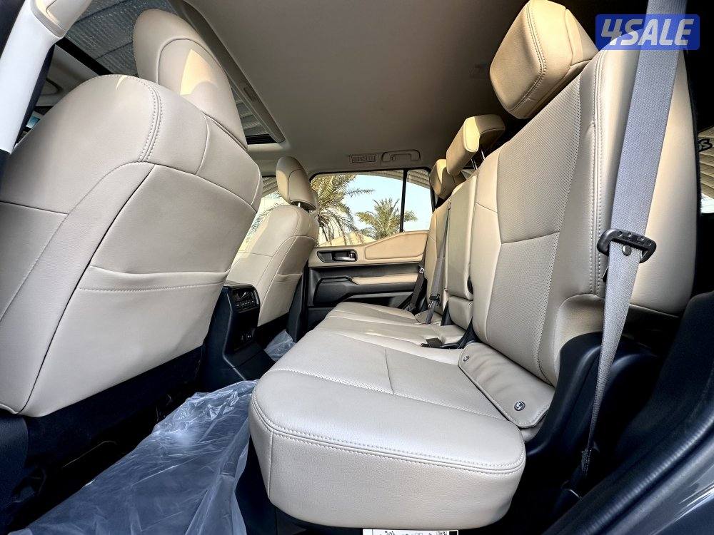 معرض القمة🚩10