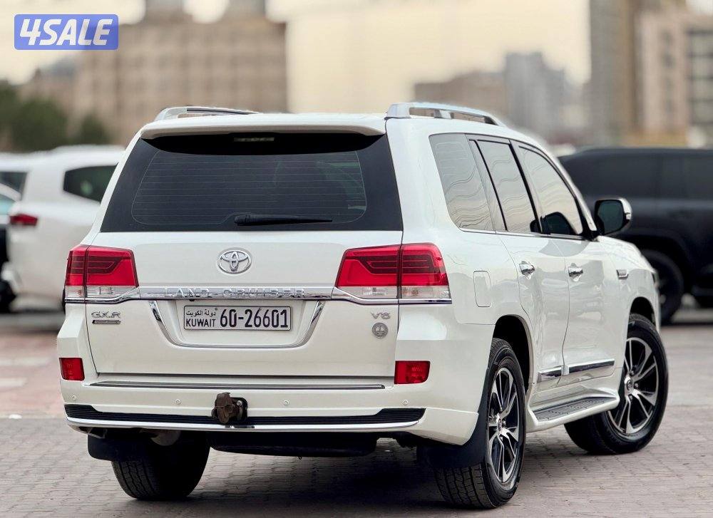 لاندكروزر تورنق سقنجر 2021 صبغ وكاله5