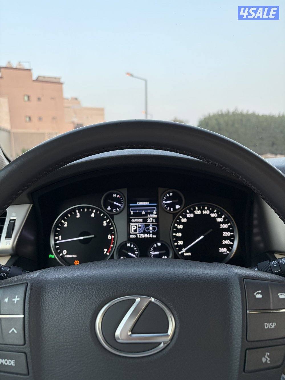 لكزس 2014 LX570 بحاله نادره8