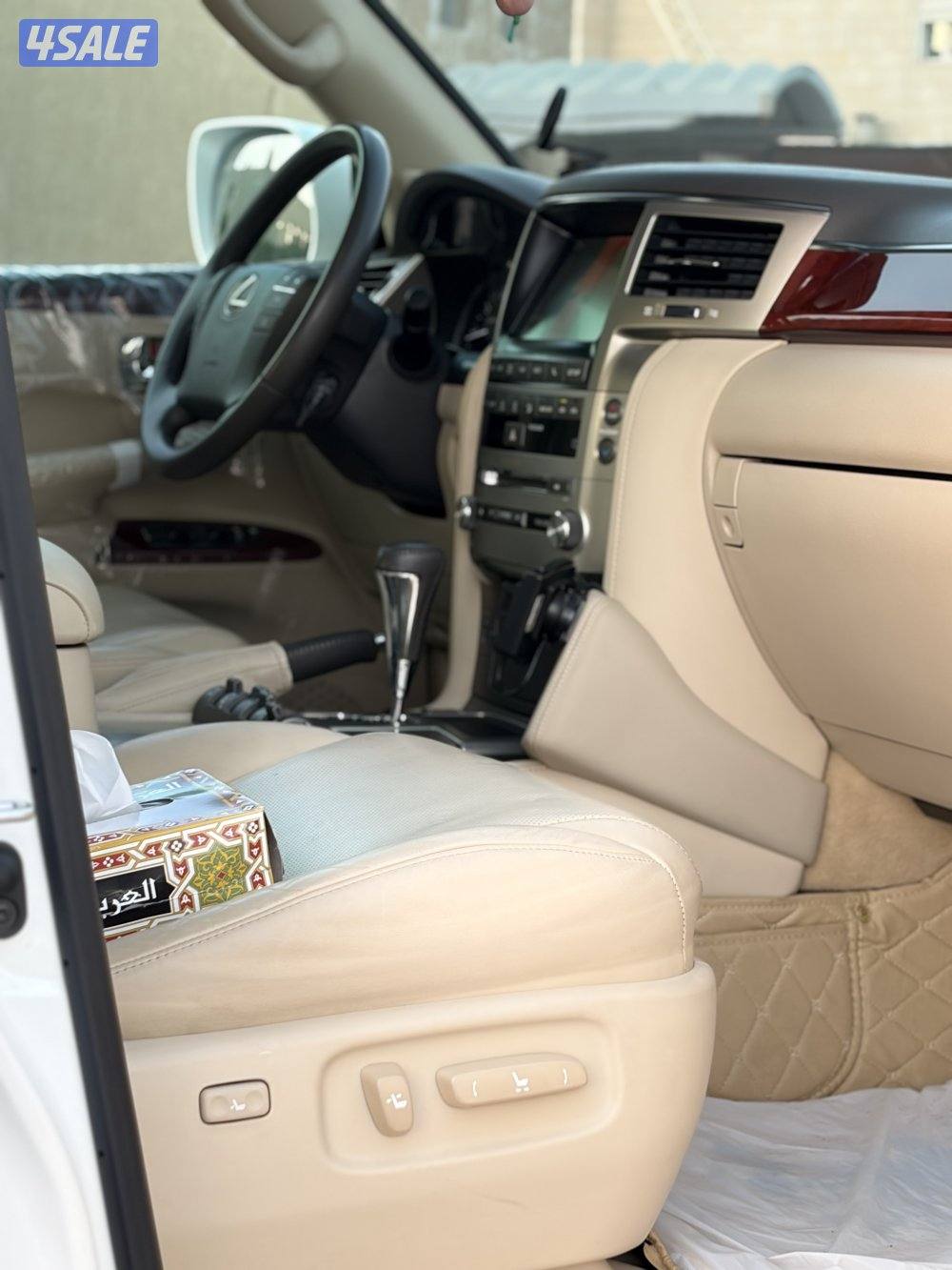 لكزس 2014 LX570 بحاله نادره10