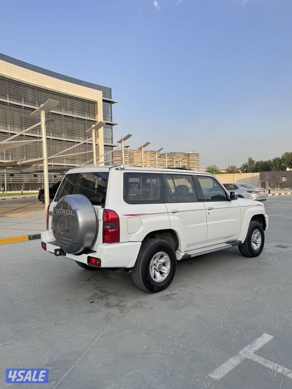 للبيع فتك 2021 قير عادي مجهز2