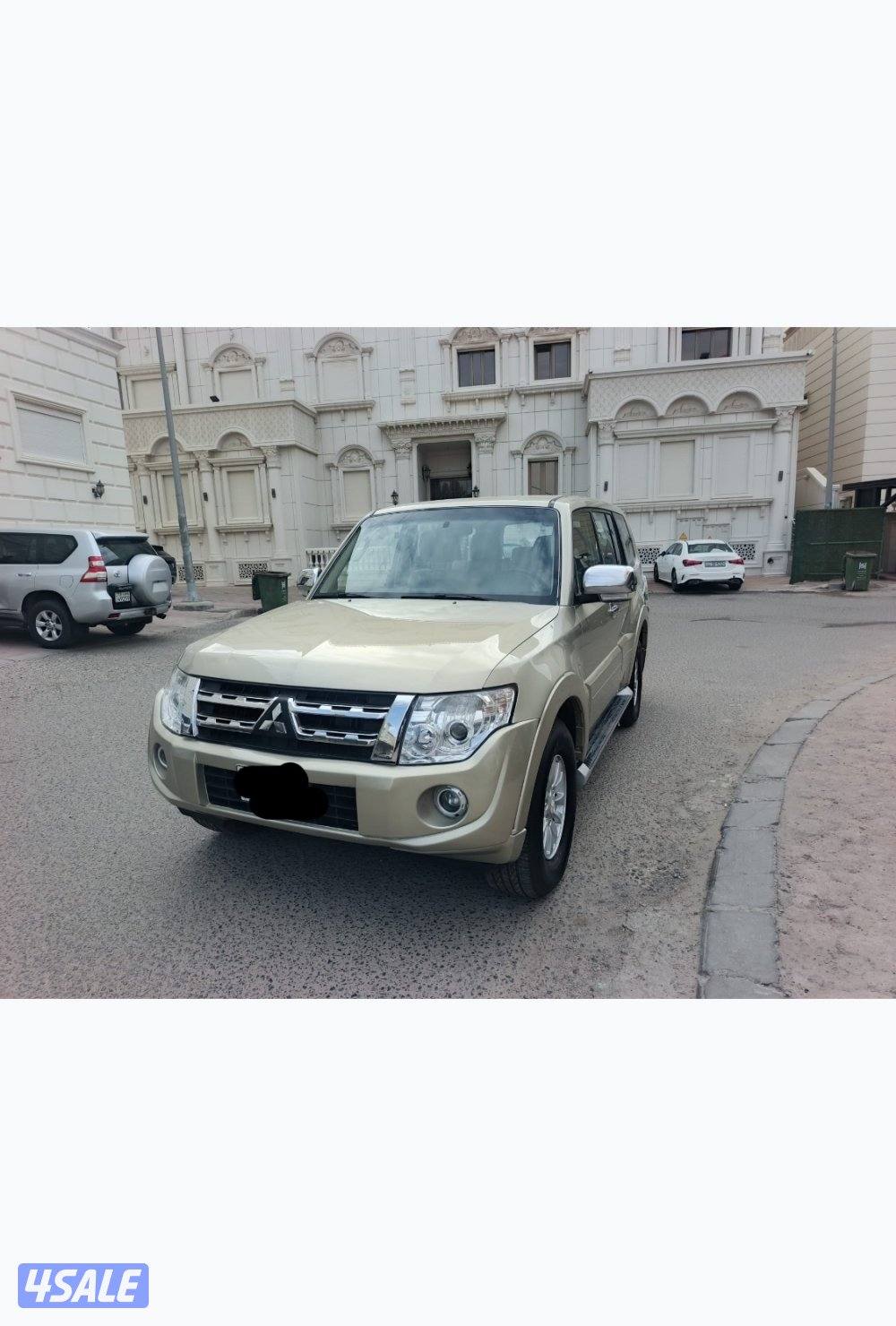 للبيع باجيرو ٢٠١٠ شرط الفحص قير مكينه شاصي صبغ الوكاله1