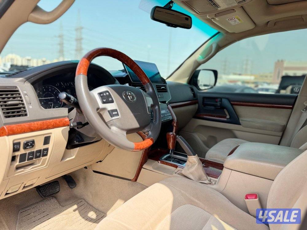 لاندكروزر 2012 شرط الفحص6