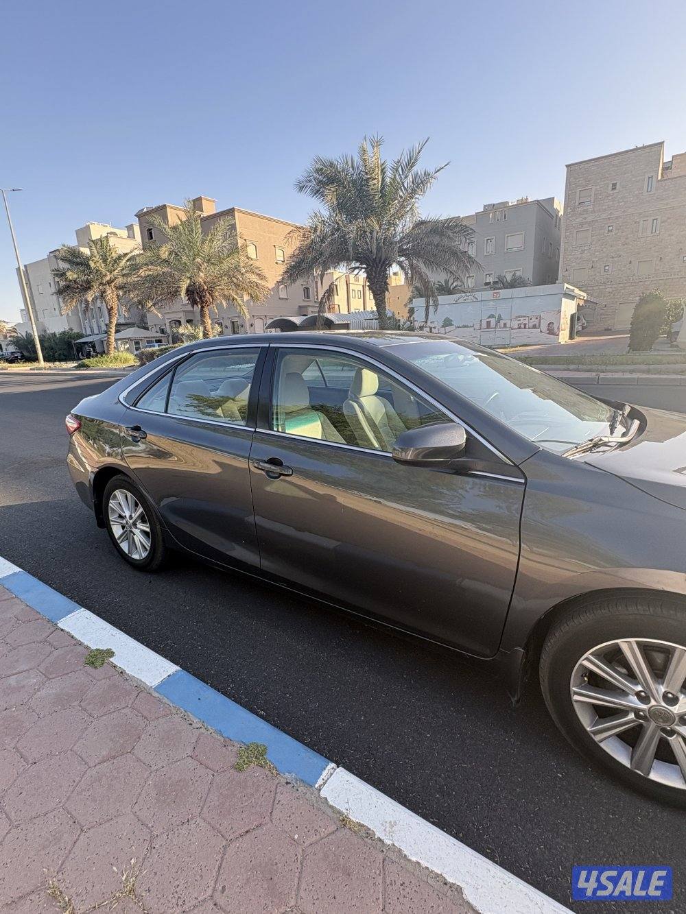 للبيع كامري 20171