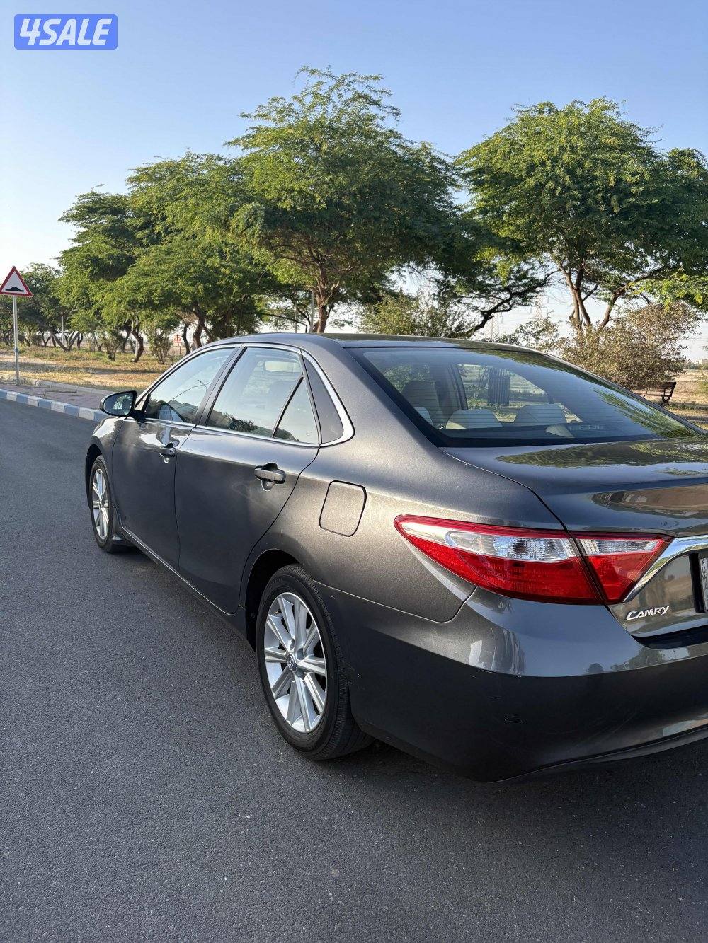 للبيع كامري 20176