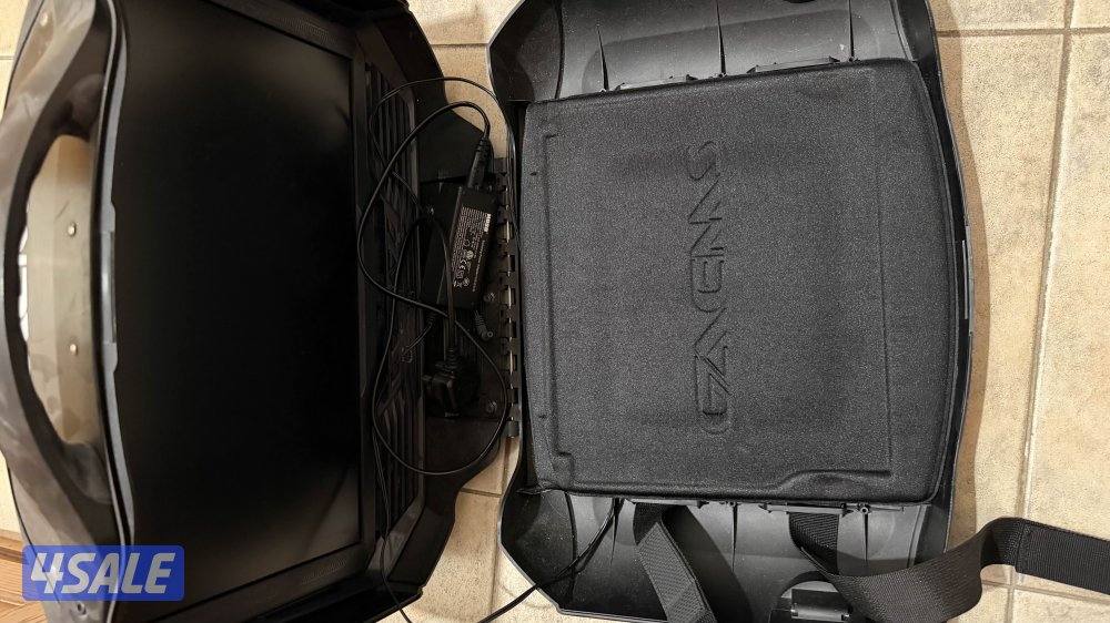 للبيع:xbox one.شاشة قيمنق.سماعات LG , جنطه قيمنق.2