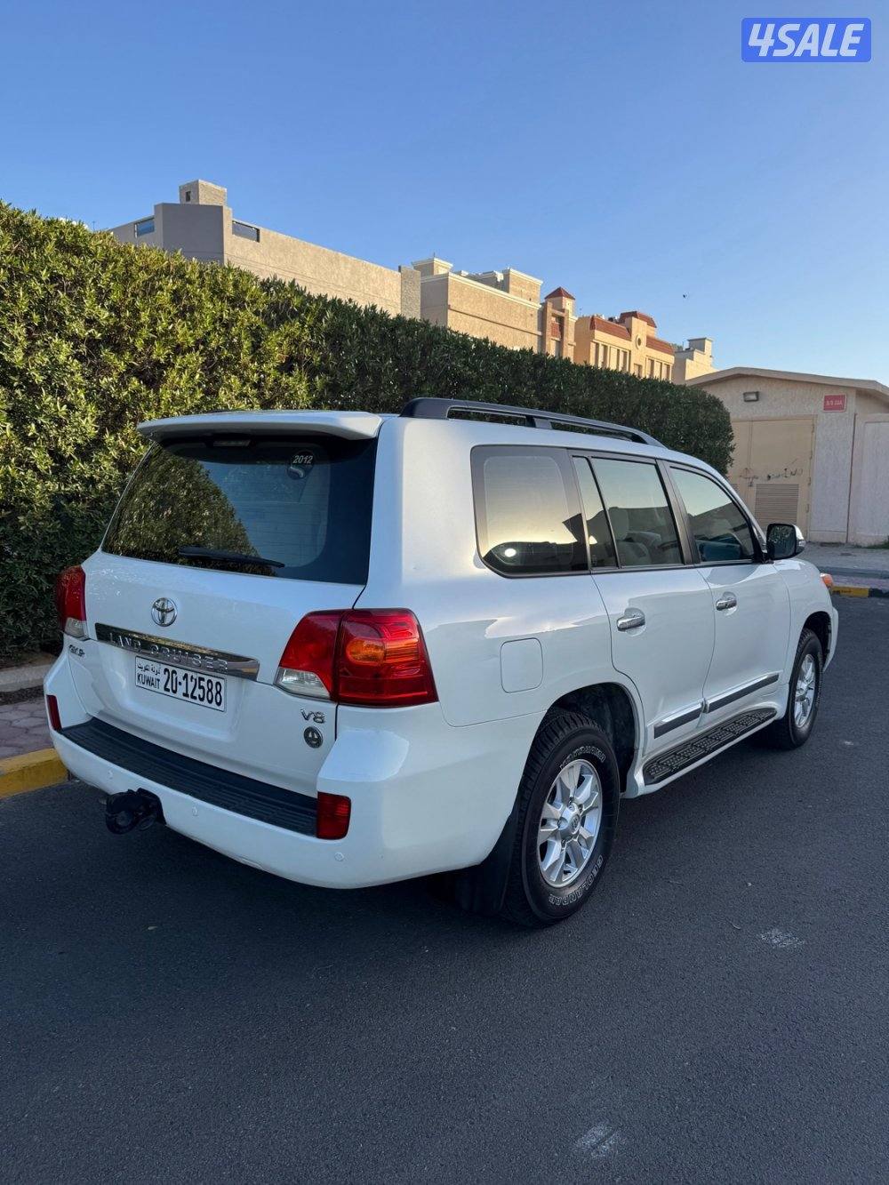 لاندكروزر GXR v8 الساير صبغ وكاله.1