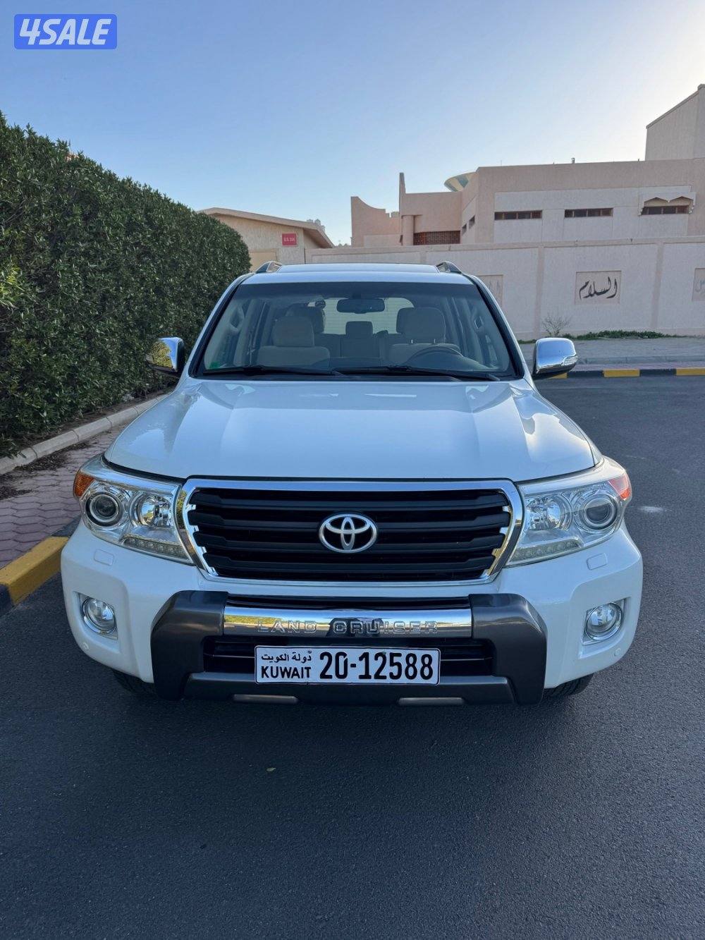 لاندكروزر GXR v8 الساير صبغ وكاله.4