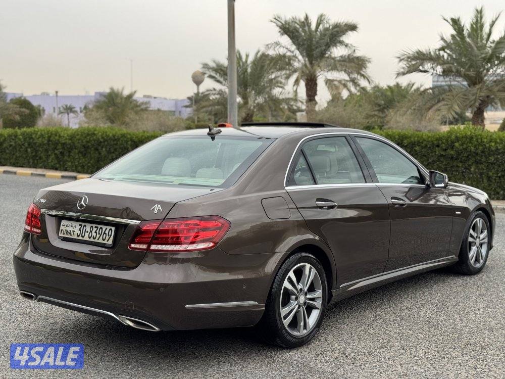 مرسيدس E200 موديل 2016 وارد الوكاله بحاله ممتازه3