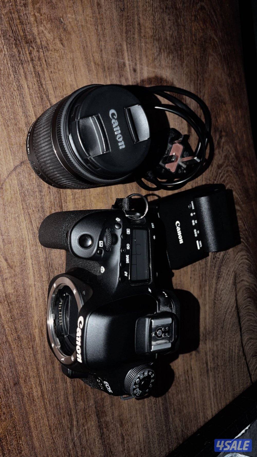 كاميرة كانون .0