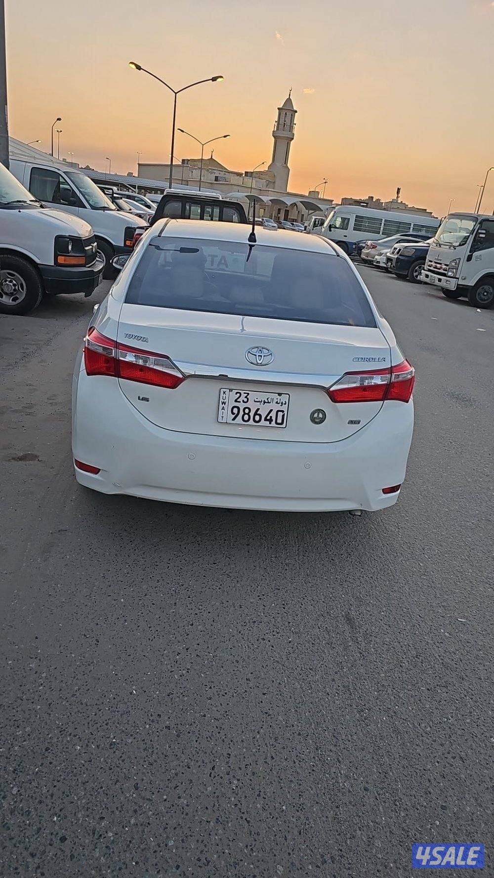 للبيع كورلا 2015 شرط الفحص قير مكينة شاصي ماشيه 2301
