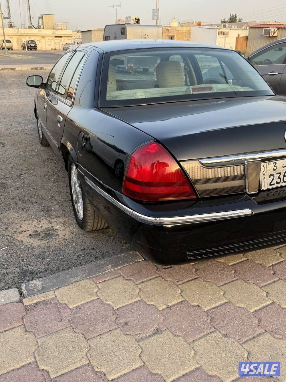 للبيع فورد ماركيز 20111