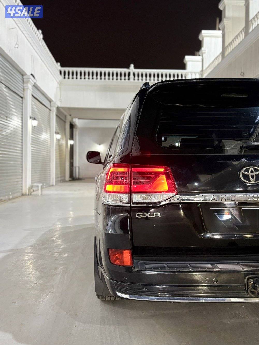 لاند كروز جي اكس ار0