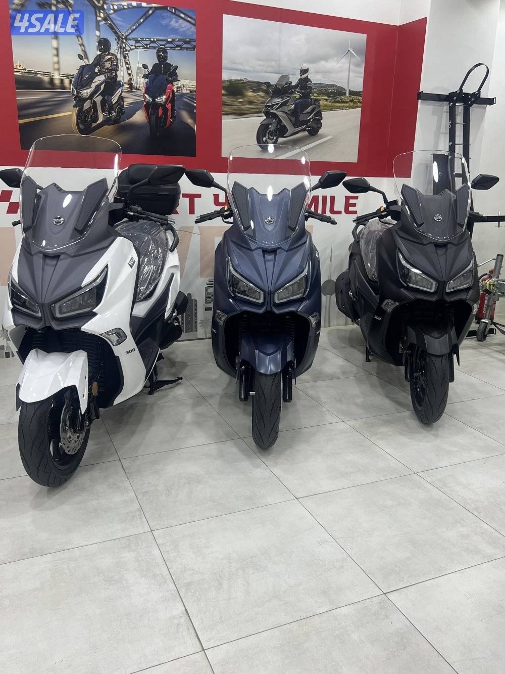 للبيع سكوتر SYM Joymax Z3003