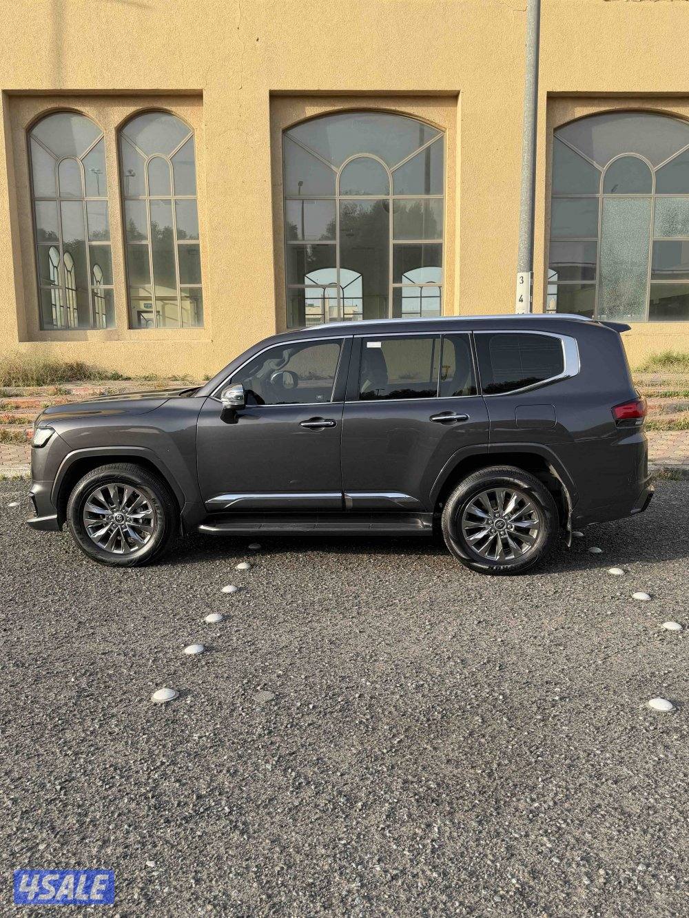 للبيع لاندكروزر VX AERO S تون تيربو1