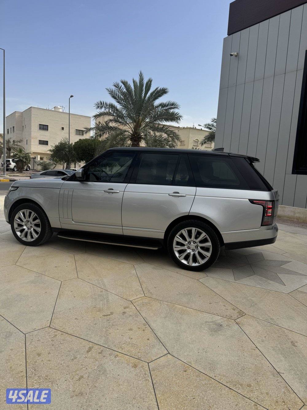 للبيع رنج روفر فوج HSE1