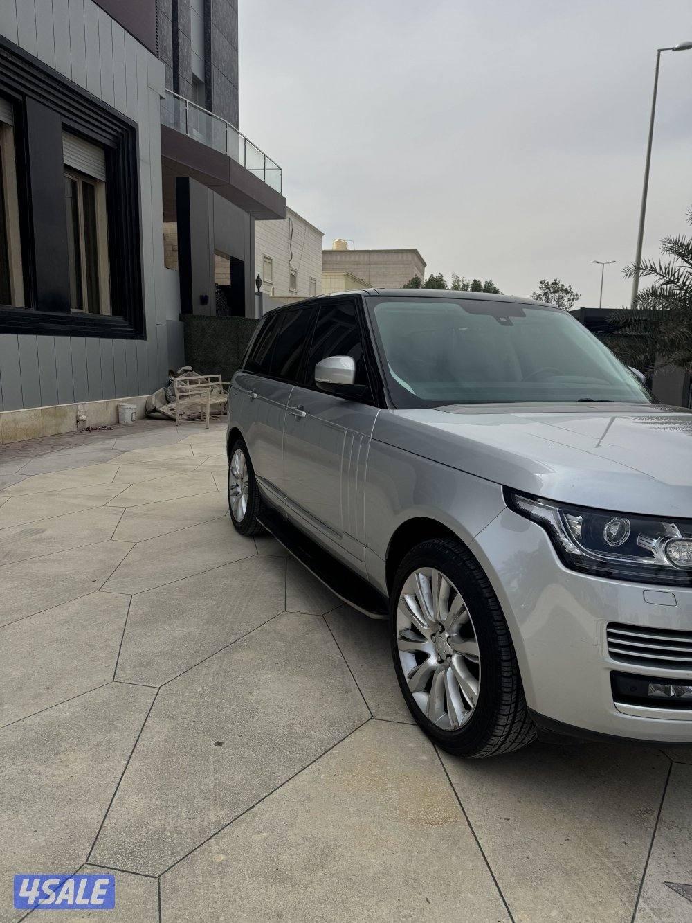 للبيع رنج روفر فوج HSE6