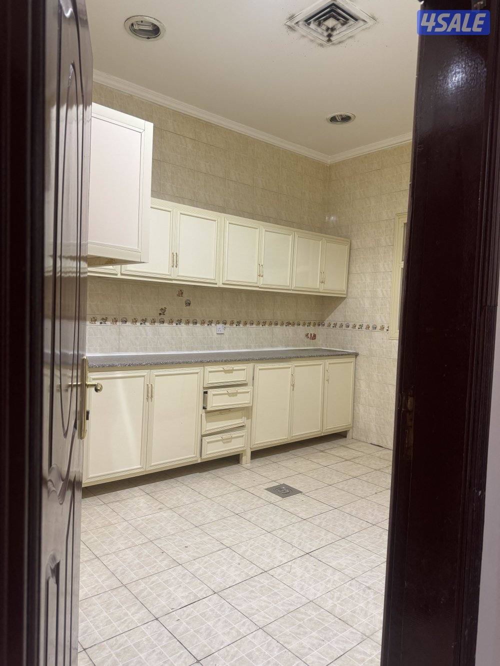 شقه للإيجار جابر الاحمد5