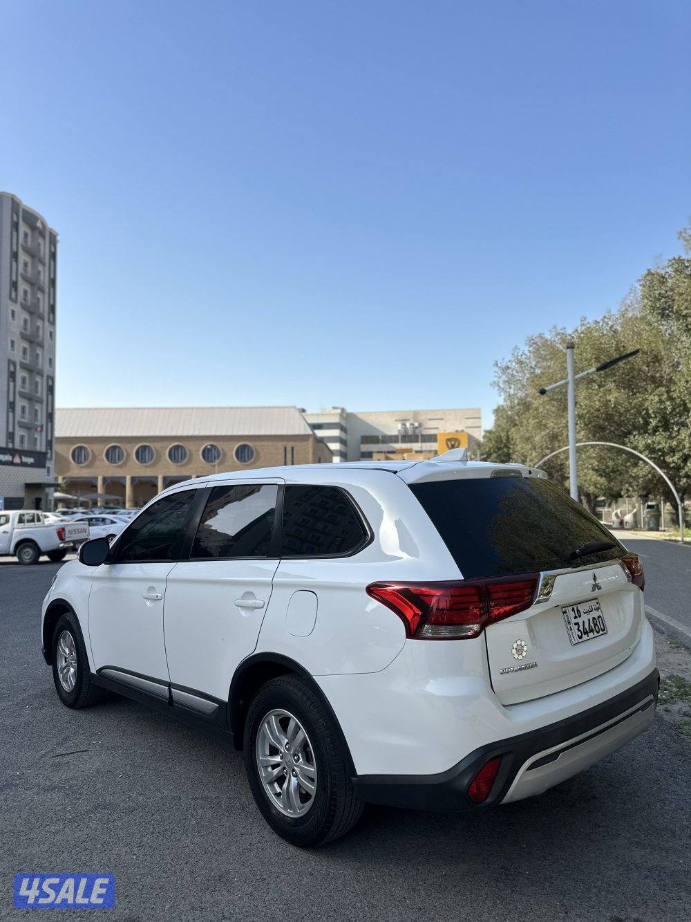 للبيع ميتسوبيشي اوتلاندر موديل 2019 بحالة ممتازة  شرط الفحص2