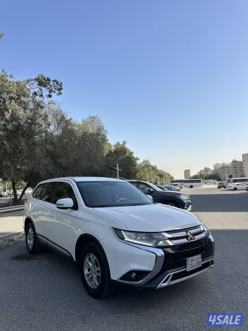 للبيع ميتسوبيشي اوتلاندر موديل 2019 بحالة ممتازة  شرط الفحص5