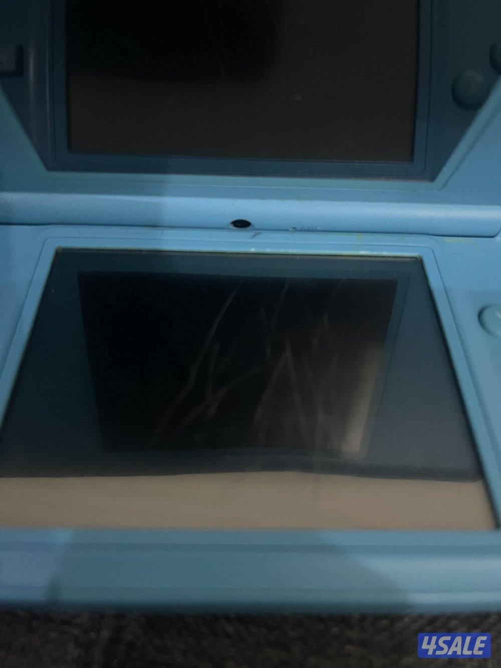 اربع اجهزه ناتندو dsi4