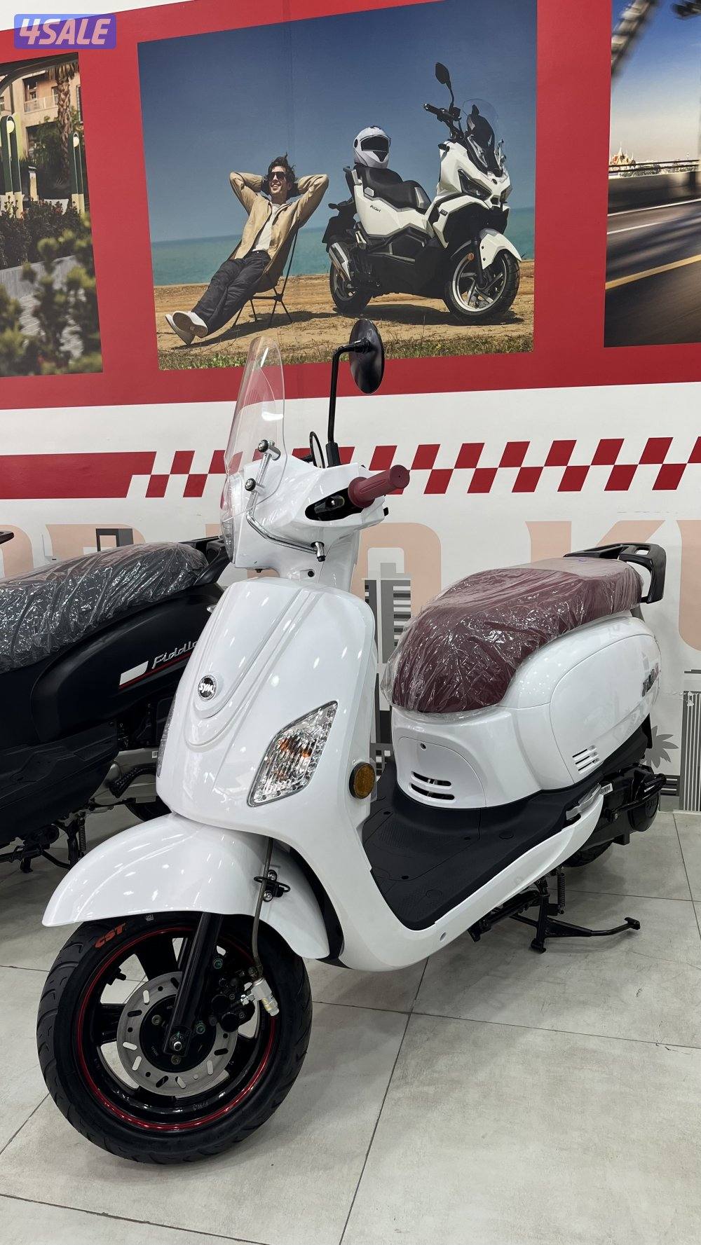 للبيع سكوترات SYM Fiddle 32