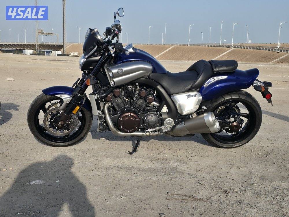 Yamaha v max 2016 only 2000 km done1