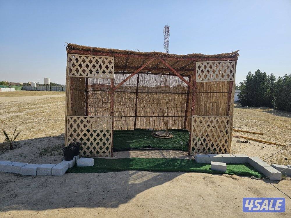 للبيع شاليهات عدد ٣ جديد  ١ مستعمل وخيام وعريش1