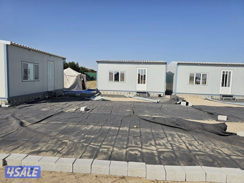 للبيع شاليهات عدد ٣ جديد  ١ مستعمل وخيام وعريش2