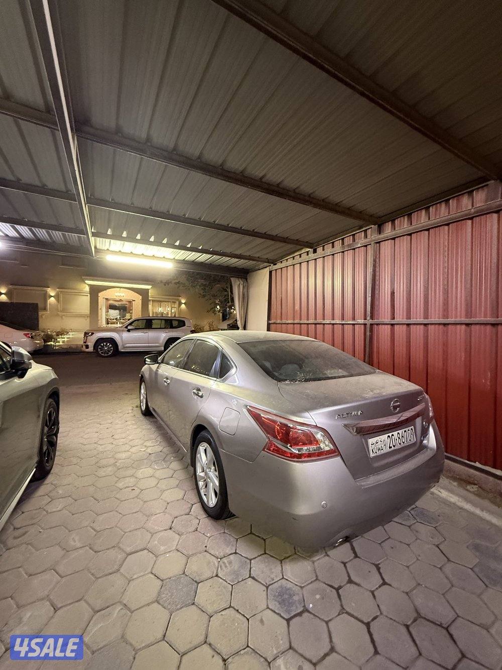 التيما 2013  ببيعه سريعه على السوم تواصل واتساب فقط0