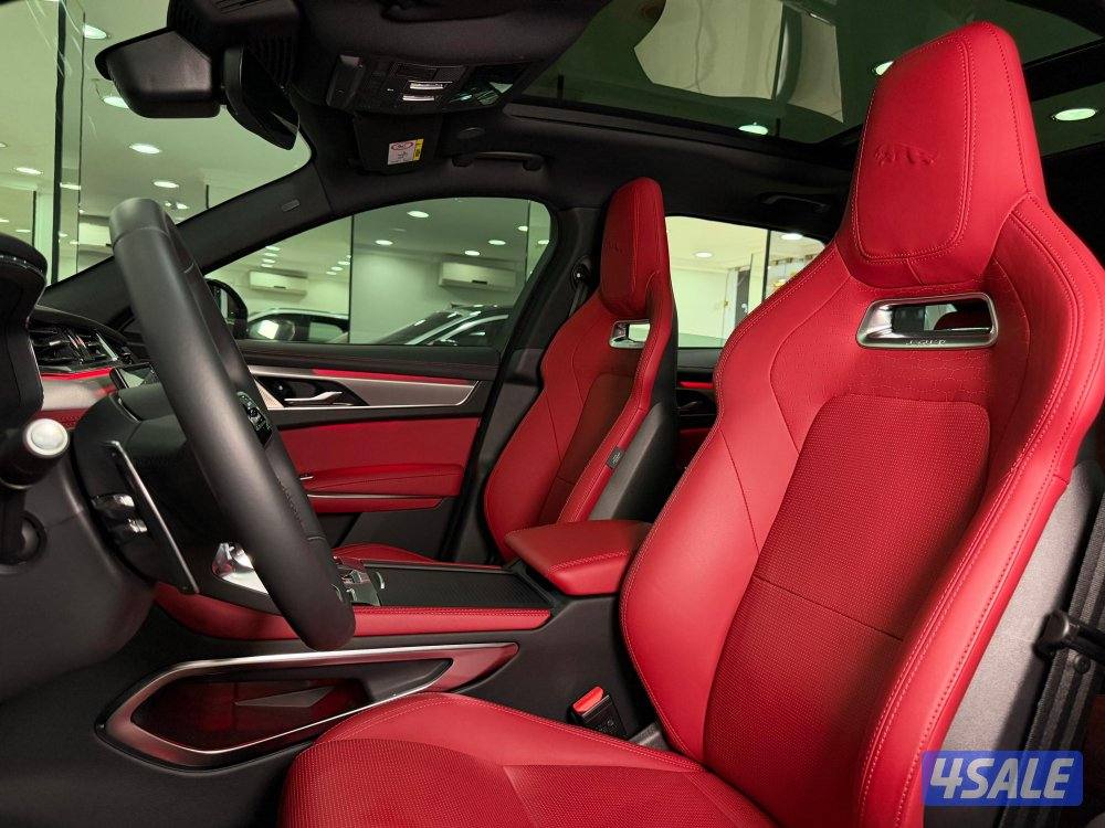 F-PACE 2024 R-DYNAMIC7