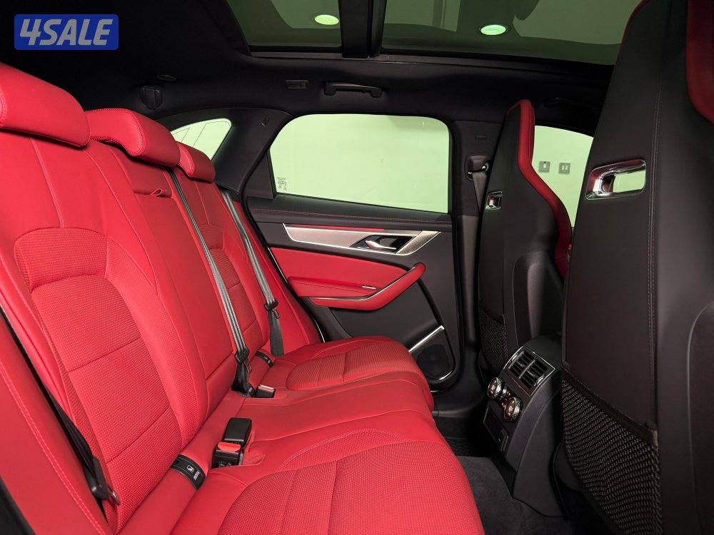 F-PACE 2024 R-DYNAMIC8