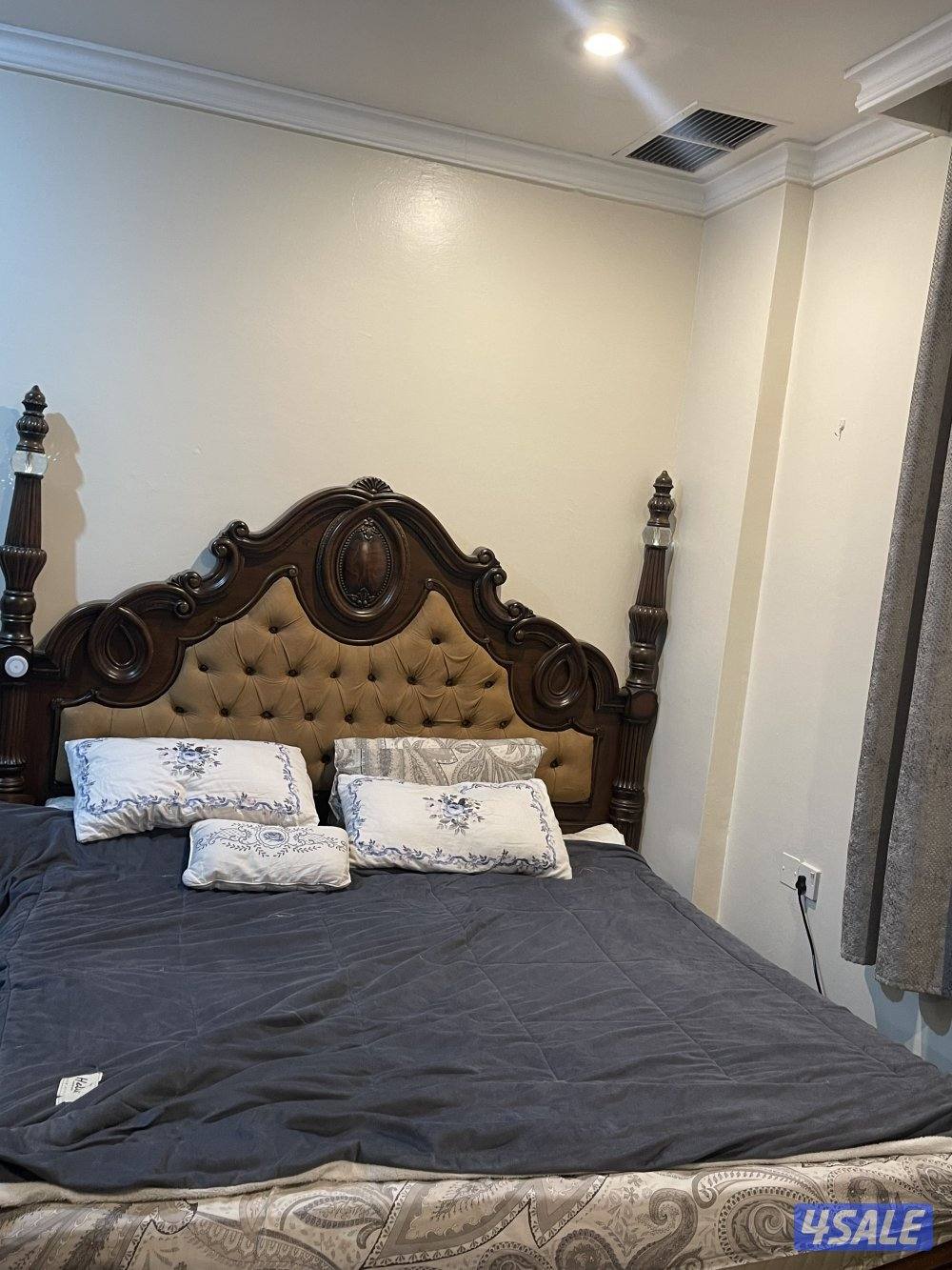 غرفة نوم للبيع1