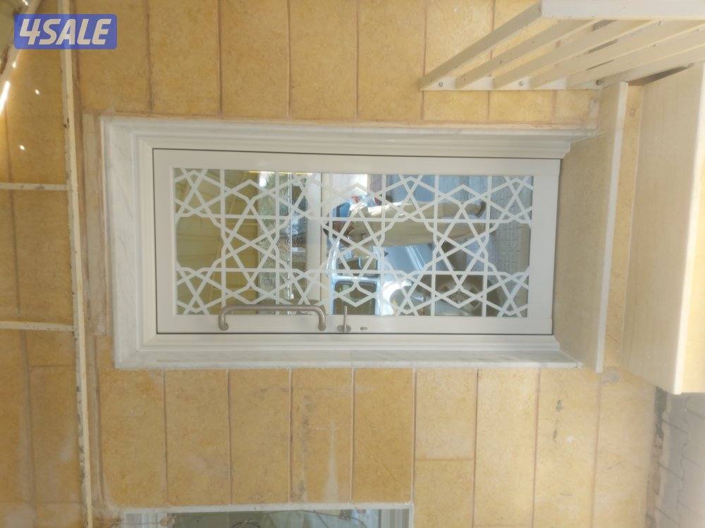 فني المنيوم باكستاني10