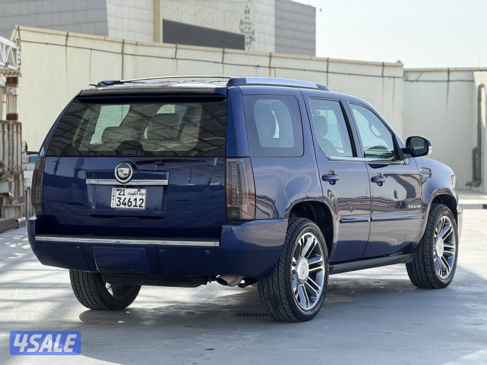 اسكاليد ليبرتي_موديل 2012_صبغ الوكاله_الدرجه الاولى1