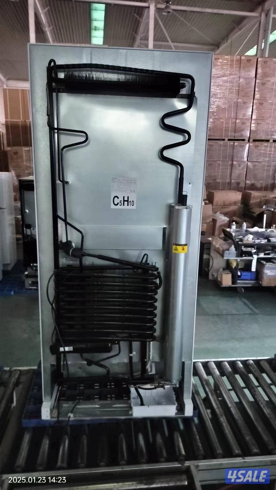 ثلاجه تعمل  بالغاز  والكهرباء15