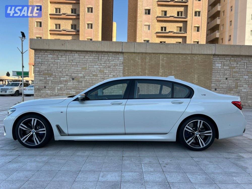 بي ام 2018باور Li760M ماشي70 الف صبغ الوكاله كامل المواصفات شرط الفحص3