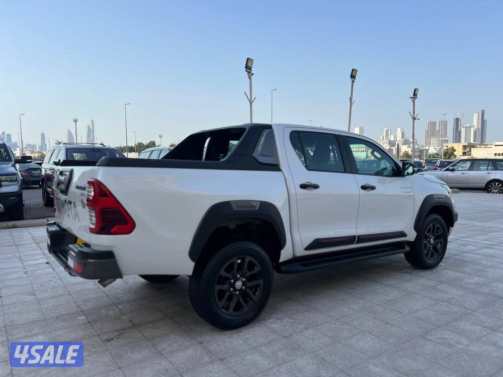 تويوتا 2024 هايلكس ادفنشر بحالة الوكاله ماشي 36 صبغ الوكاله شرط الفحص5