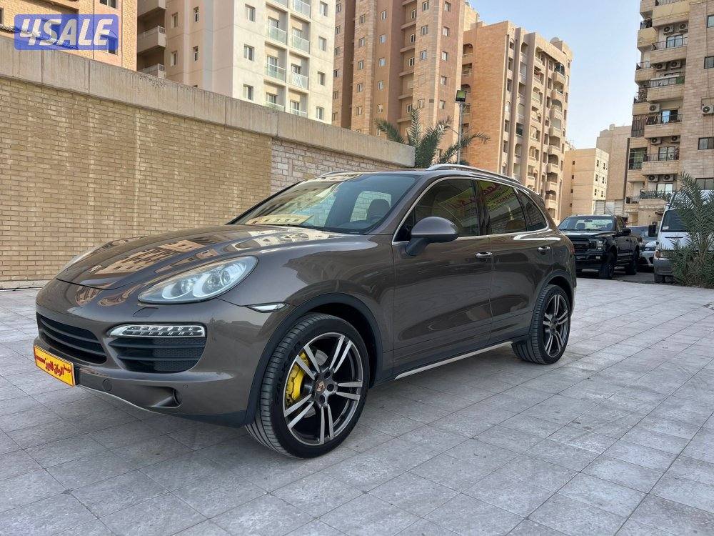 بورش 2014 كايين S بحالة الوكاله كامل المواصفات شرط الفحص0