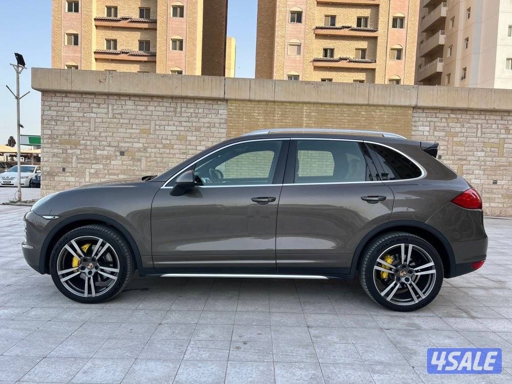 بورش 2014 كايين S بحالة الوكاله كامل المواصفات شرط الفحص3