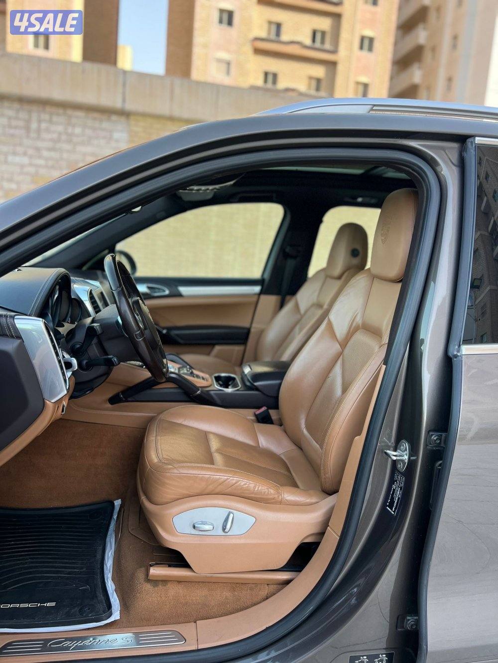 بورش 2014 كايين S بحالة الوكاله كامل المواصفات شرط الفحص11