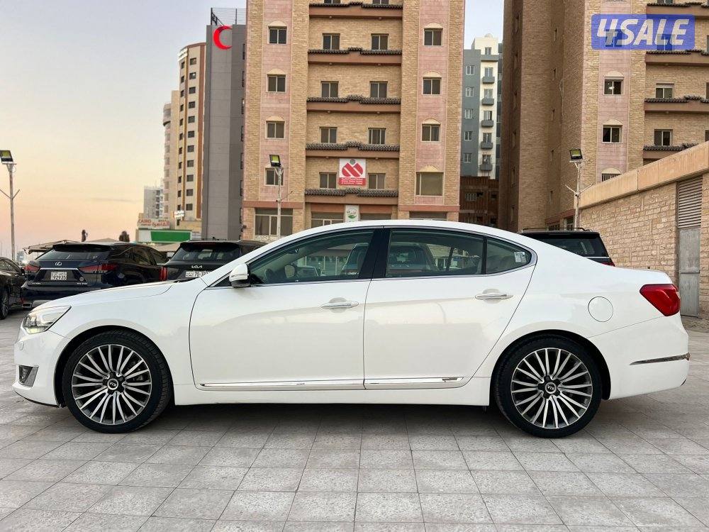 كيا 2014 كادينزا بحالة الوكاله ماشي 80 الف صبغ الوكاله شرط الفحص3