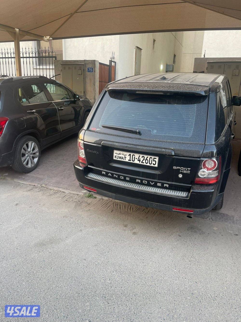للبيع سياره رنج روفر سبورت 20112